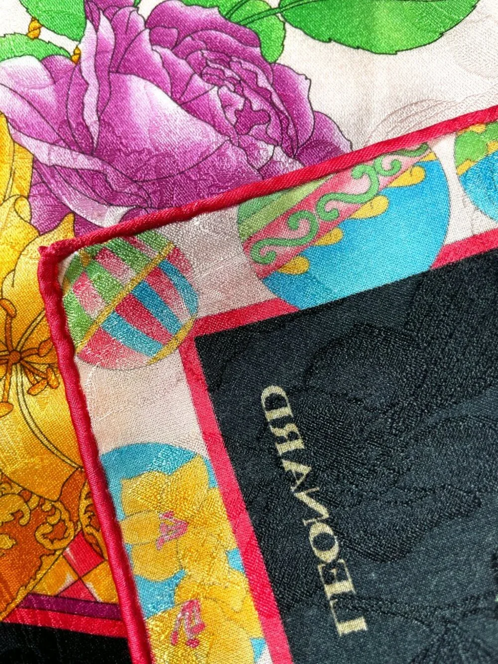 Leonard Vintage Silk Scarf – Floral Hot Air Balloon Motif